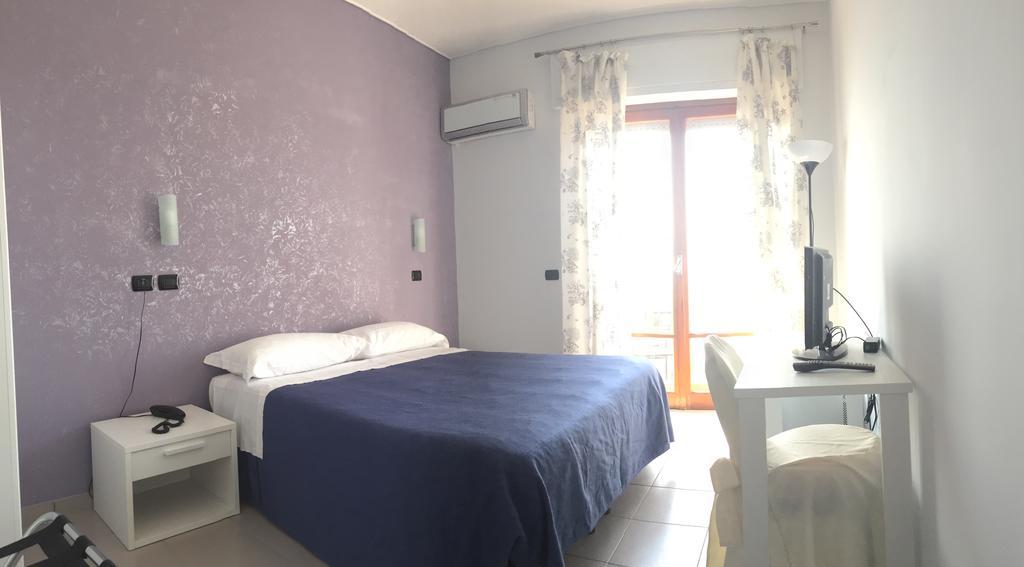 Hotel Piccolo Paradiso Bordighera Bagian luar foto