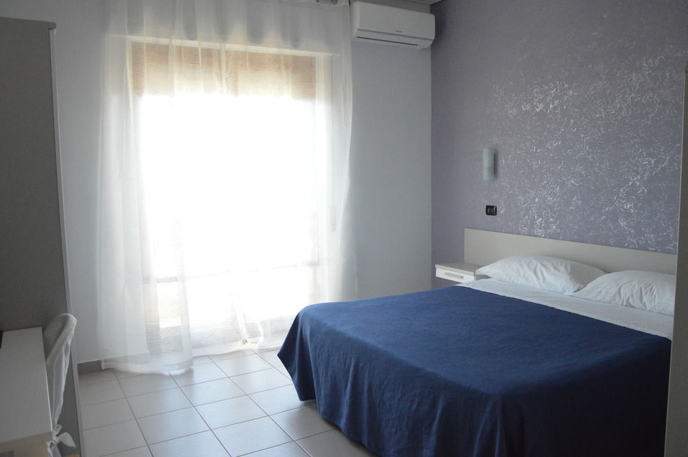 Hotel Piccolo Paradiso Bordighera Bagian luar foto